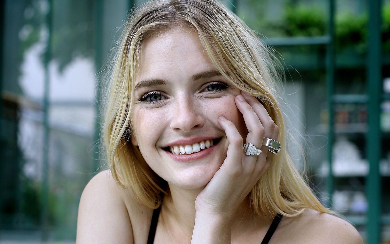 Camille Razat