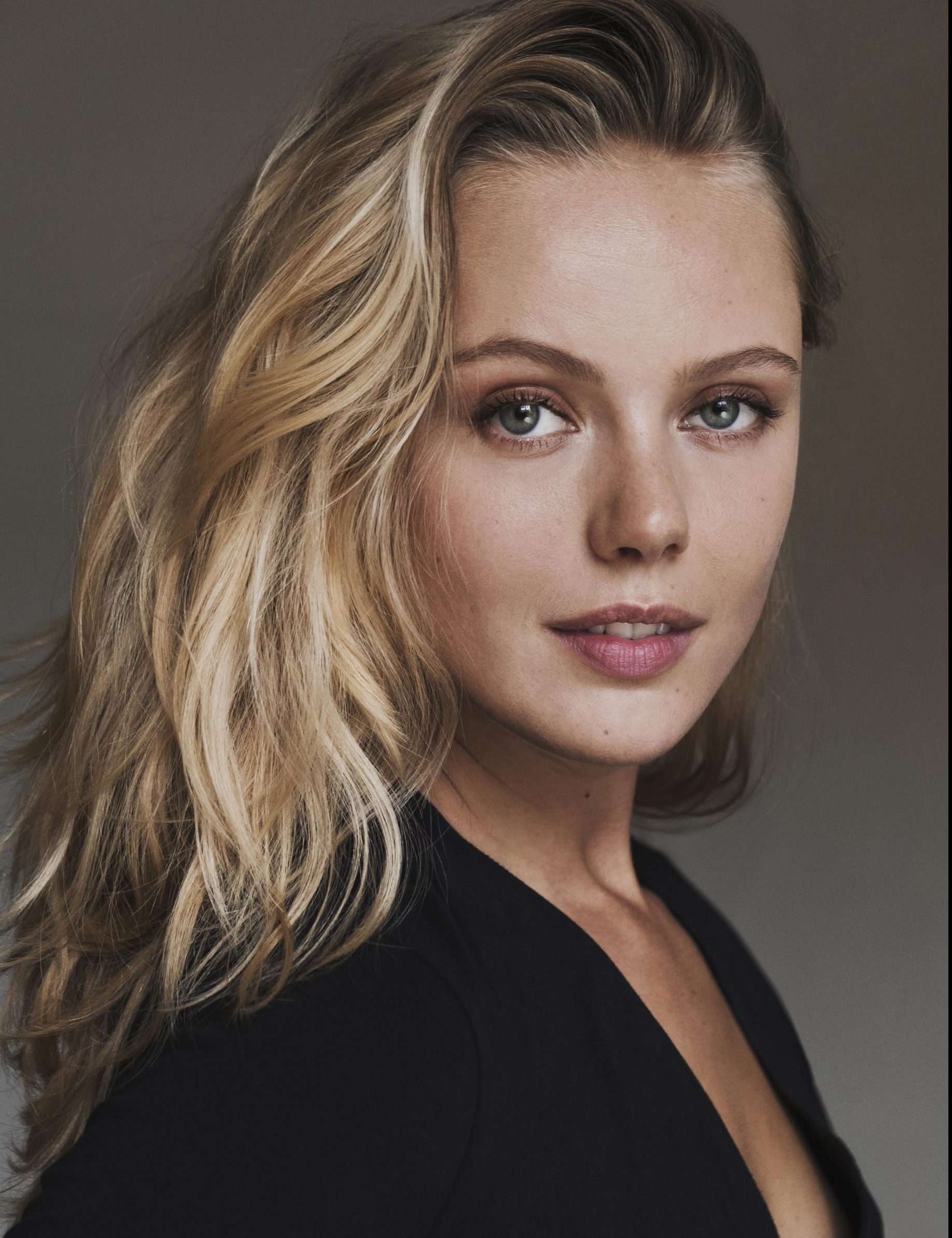 FRIDA GUSTAVSSON as FREYDIS ERIKSDOTTER scaled e1611672454308