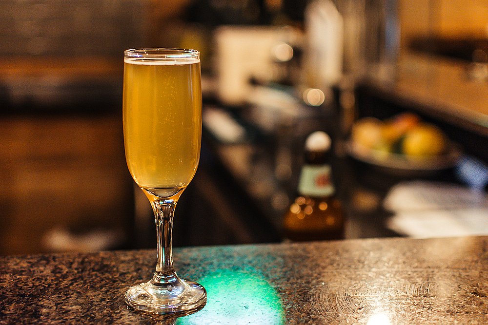 Champagne e cerveja
