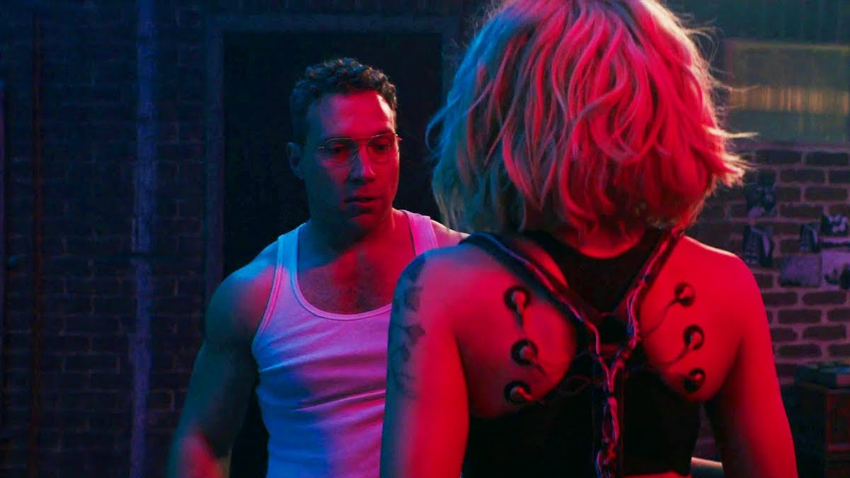 Jolt é um filme de ação eletrizante que combina adrenalina, suspense e reviravoltas inesperadas.