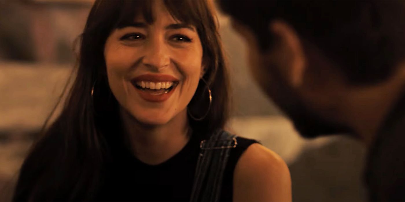 Cha Cha Real Smooth, um filme americano de 2022 dirigido, escrito e estrelado por Cooper Raiff