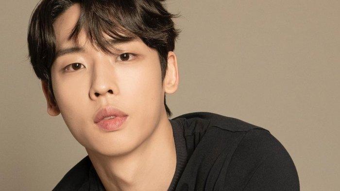 Park Jung Woo