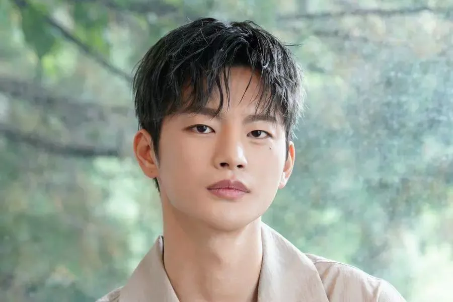 Seo In guk.jpg