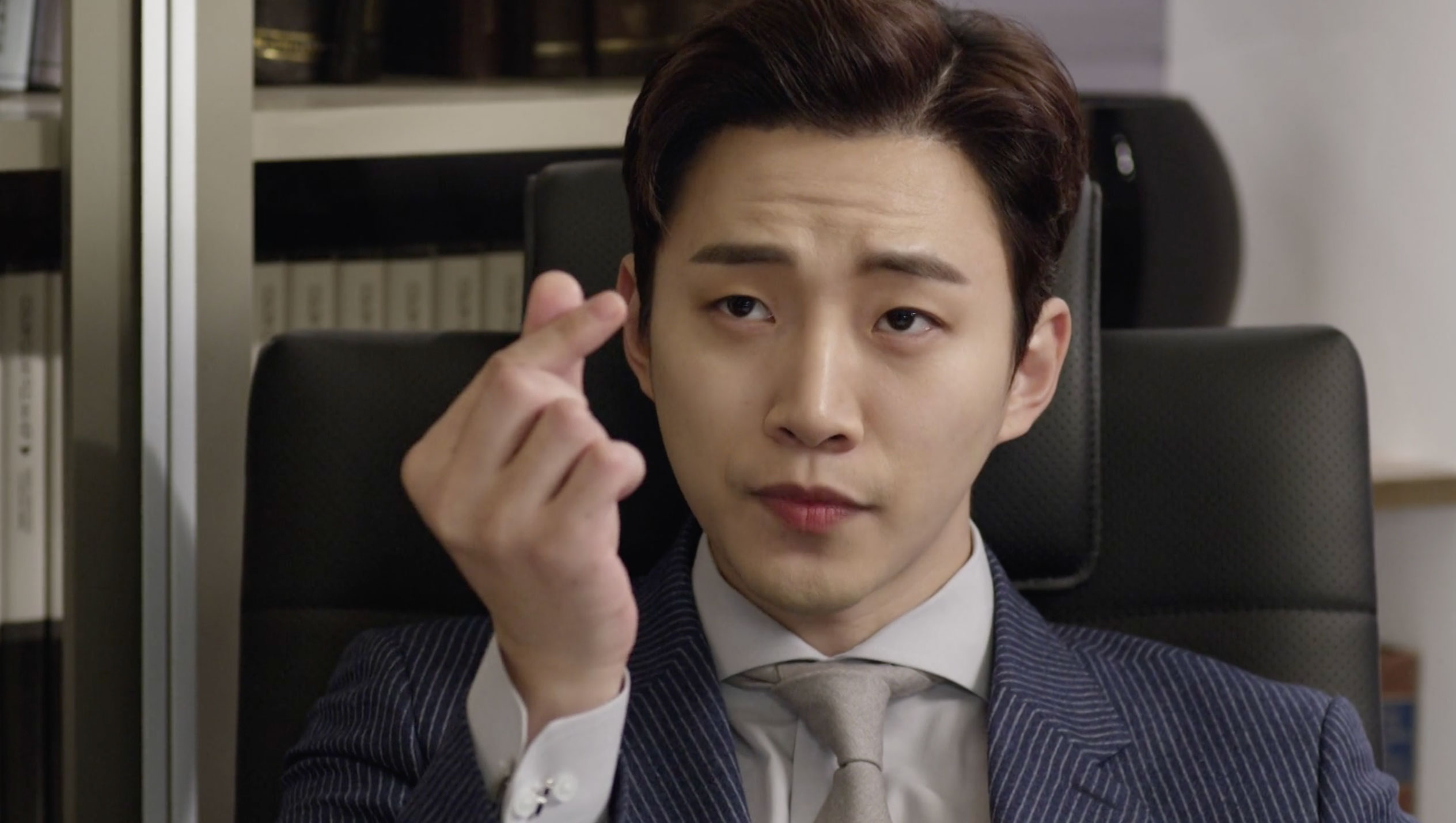 Chefe Kim com Junho de Sorriso Real