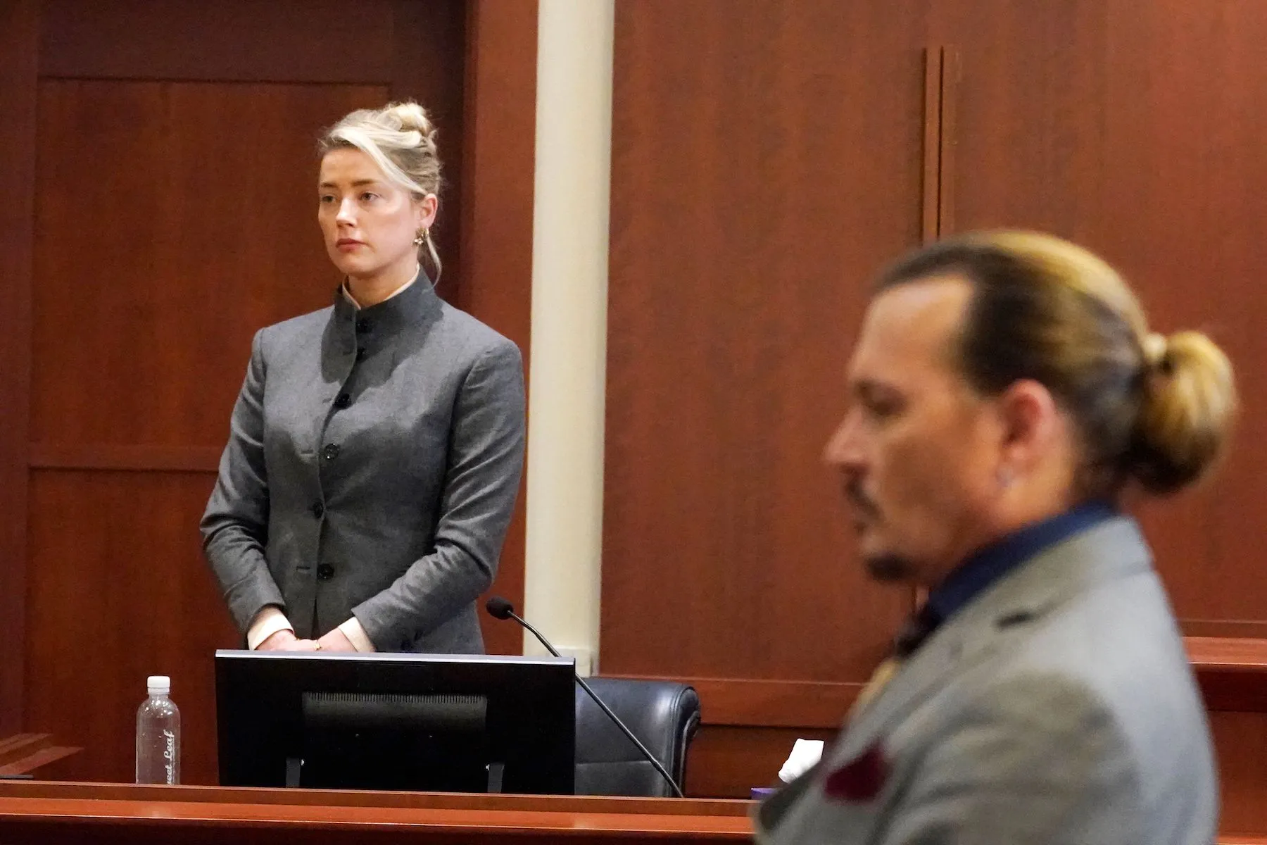 Johnny Depp x Amber Heard: 4 perguntas feitas pelo documentário da Netflix 