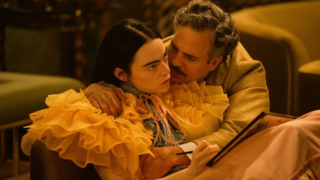 O novo filme com Emma Stone aclamado pela crítica com 100% de aprovação 