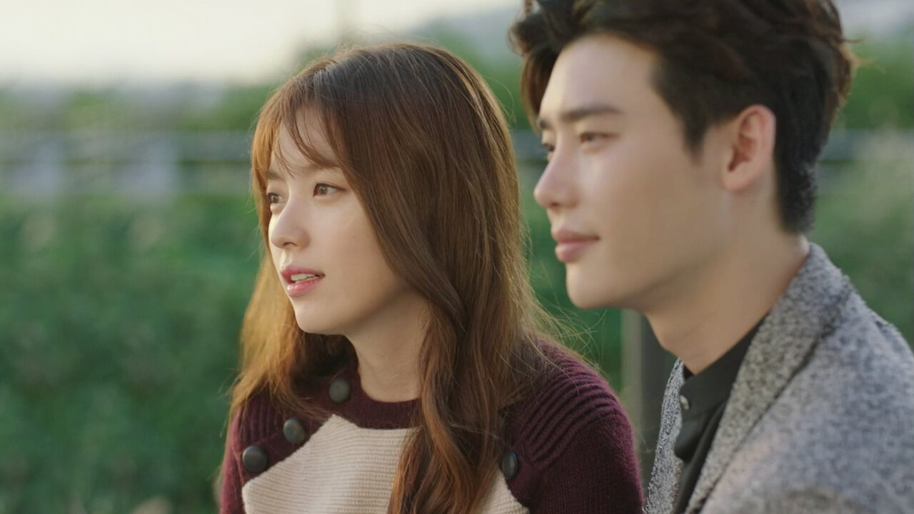 A série sul-coreana W - Dois Mundos cativou o público com sua trama intrigante e seu elenco talentoso.