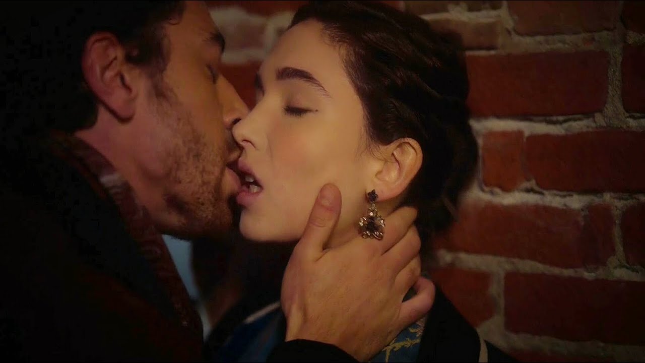 A série italiana As Leis de Lidia Poët, disponível na Netflix, transporta os espectadores para o turbulento final do século XIX em Turim