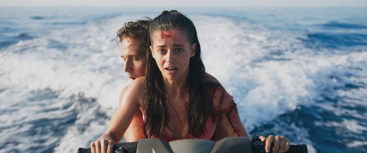 filme de sobrevivência na netflix: Tubarão: Mar de Sangue