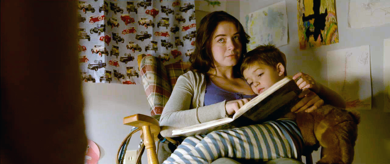 Emelie, um filme de terror psicológico dirigido por Michael Thelin