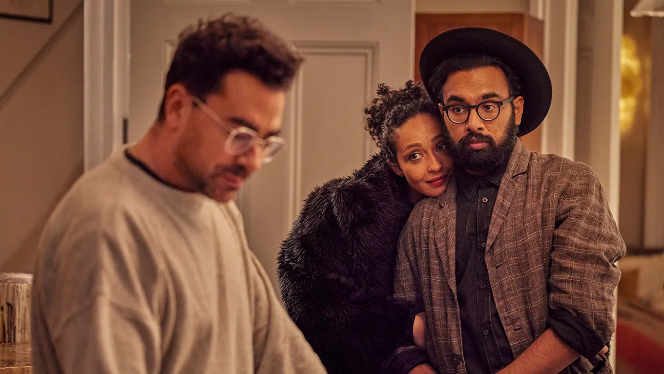 Do Outro Lado da Dor é um filme de comédia-drama que marca a estreia do roteirista e diretor Dan Levy no cinema.