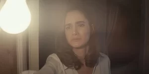 alicia sanz as natalie turning on a very bright light in push
